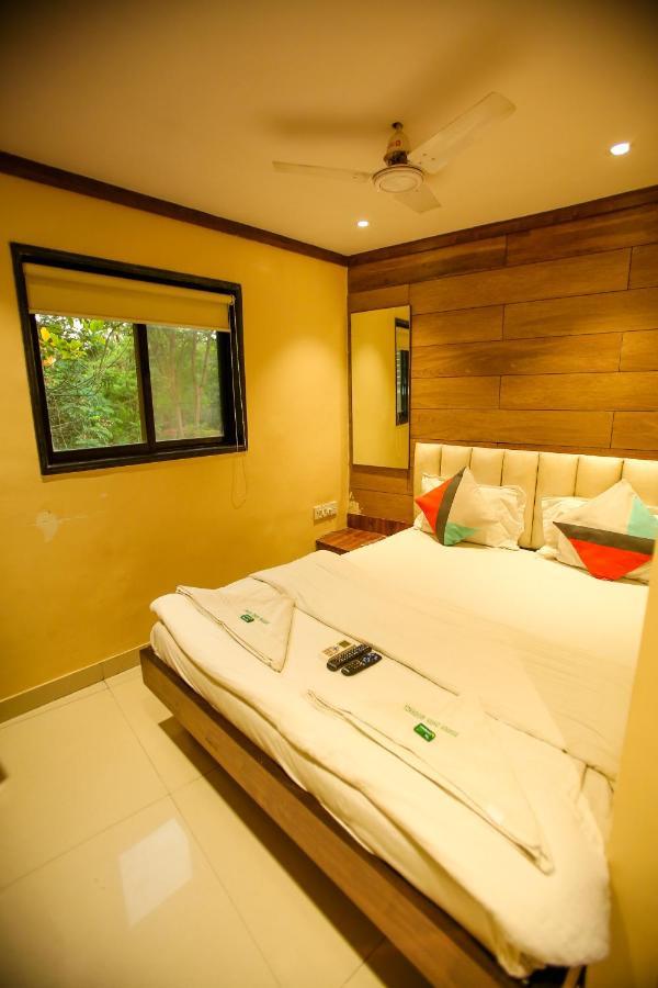 Garden Creek Residency - Near To Mumbai International Airport Hotel Exterior photo