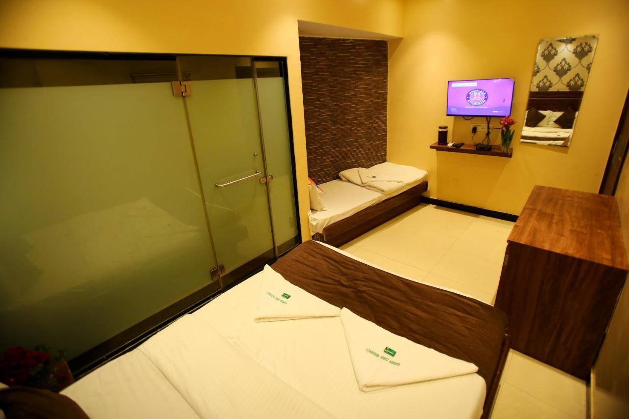Garden Creek Residency - Near To Mumbai International Airport Hotel Exterior photo